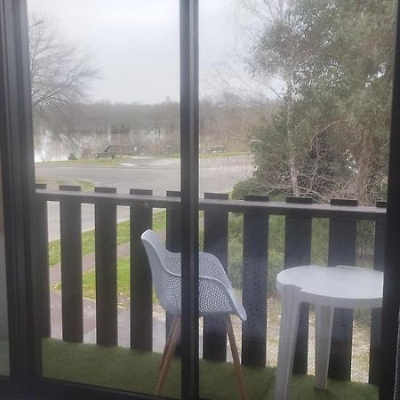 Studio Tout Confort Au Bord Du Lac D'Estey Apartment Dax Exterior photo