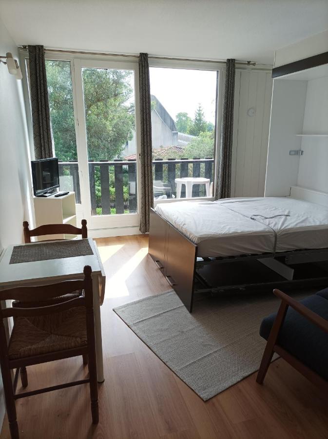 Studio Tout Confort Au Bord Du Lac D'Estey Apartment Dax Exterior photo